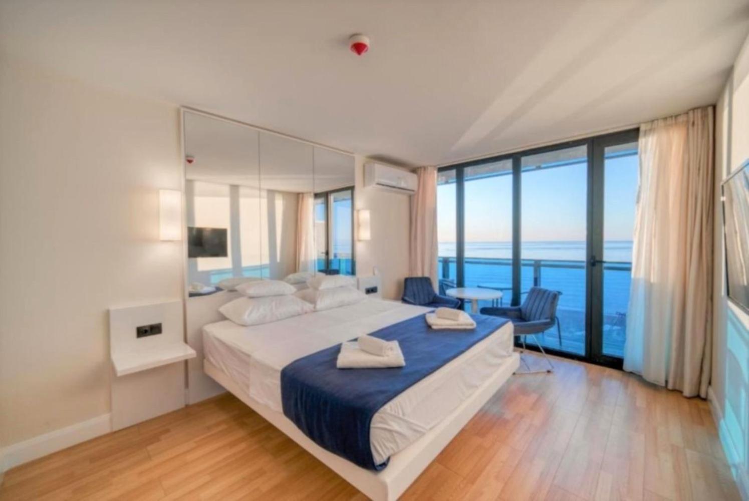 Panorama Black Sea View & Aparthotel Batumi Exterior foto